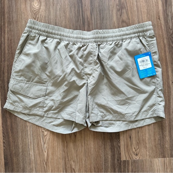 Columbia Women XL Silver Ridge Pull On Shorts Khaki Lightweight UPF 50 Pocket 4” - Picture 1 of 11